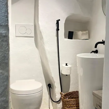 Luxury Studio, Center شقة أوستوني